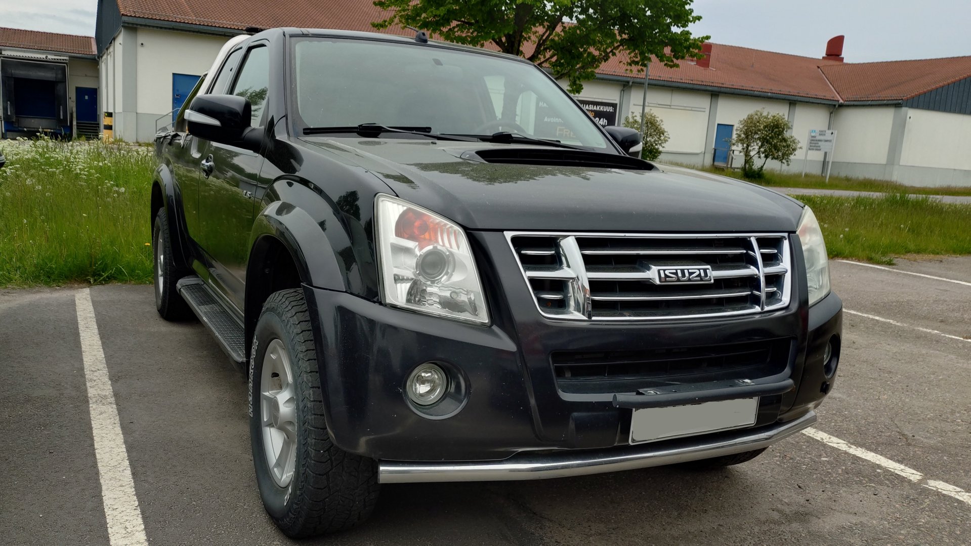 Isuzu D-Max SpaceCab