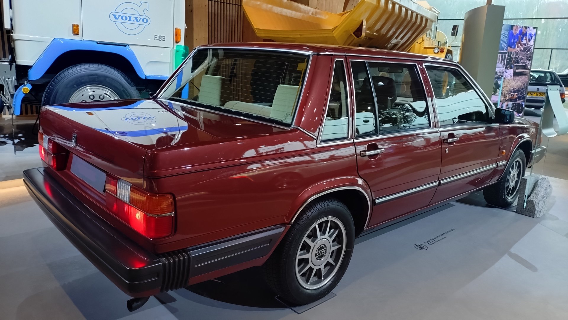 Volvo 760