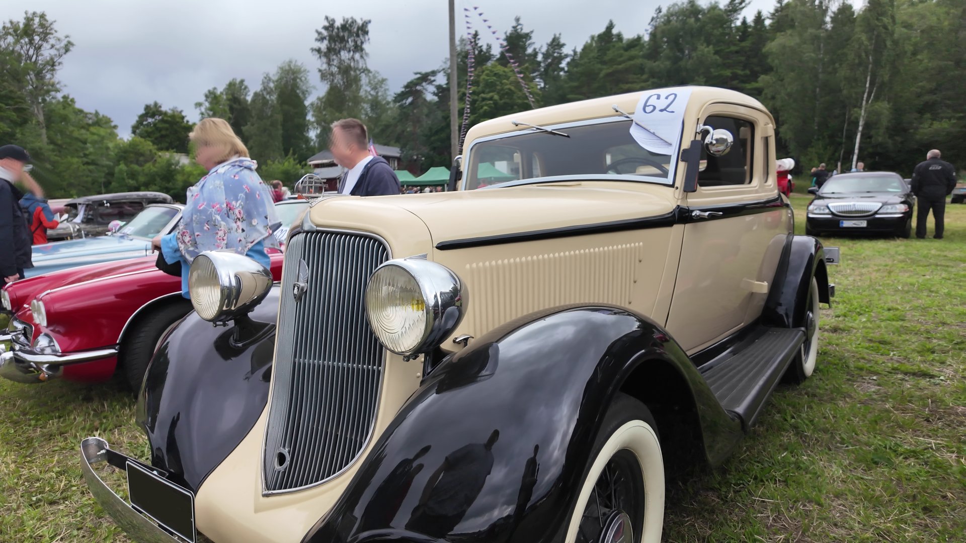 Ford Model 40 5-window Coupe