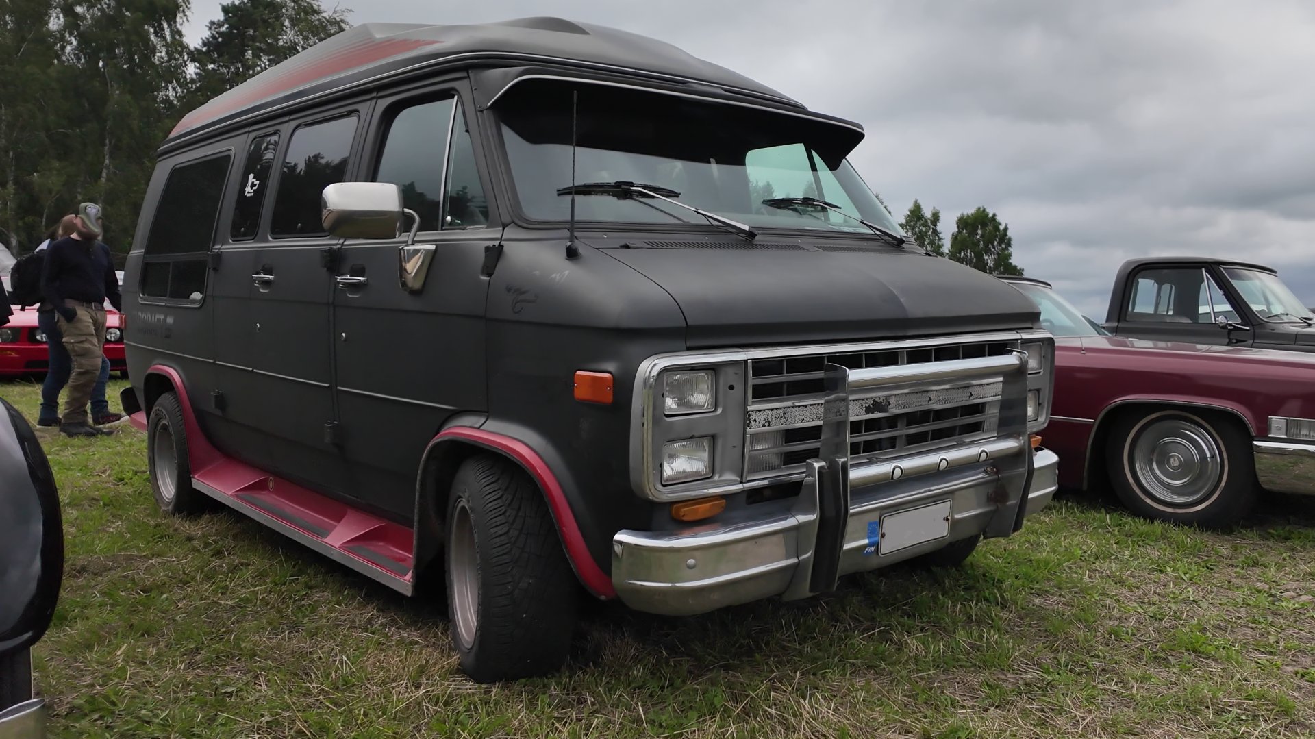 Chevrolet G20 Starcraft Conversion Van