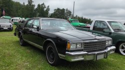 Chevrolet Caprice Classic Sedan