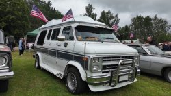 Chevrolet Chevy Van G20 Camper
