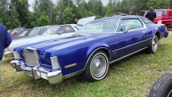 Lincoln Continental Mark IV