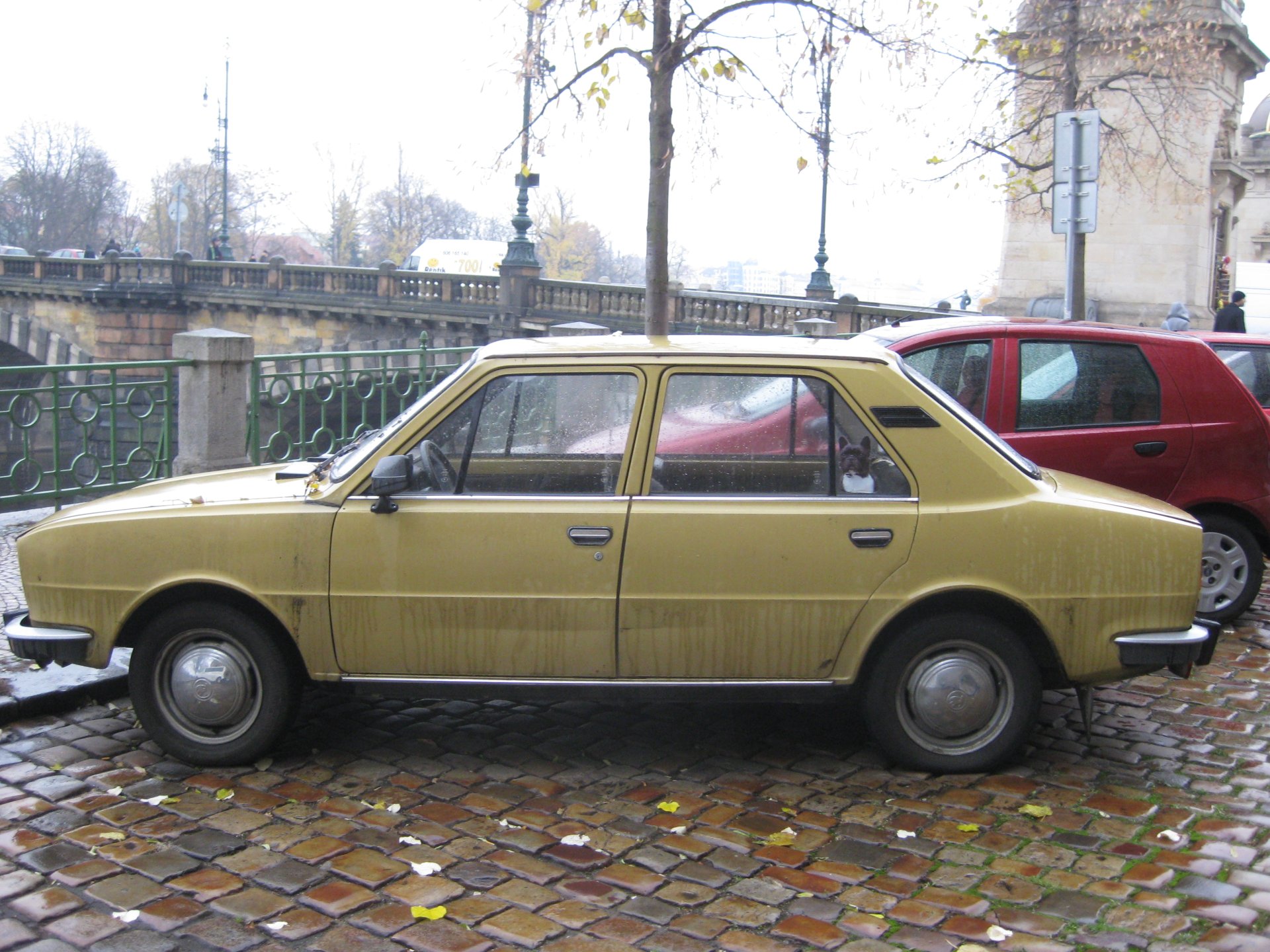 Škoda 105