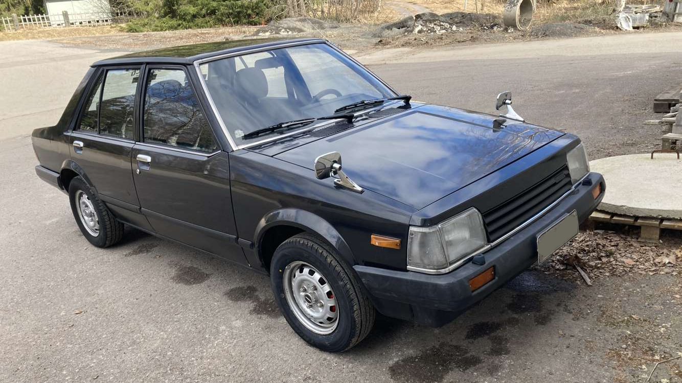 Mazda 323